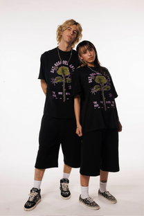 Dat Rosa Mel Apibus - T-shirt
